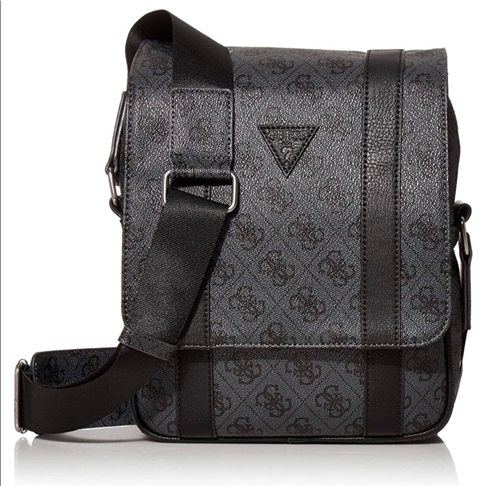 Guess crossbody for men’s